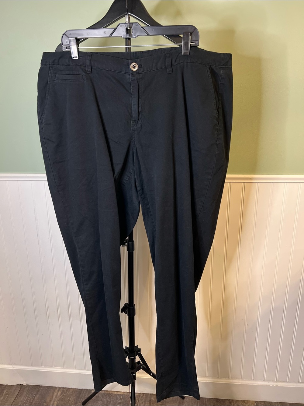 Lane Bryant Black Chino-Style Pants. Size 20
